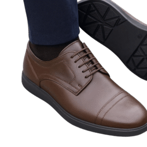 Chaussure derby à la mode